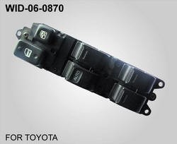 Auto TOYOTA